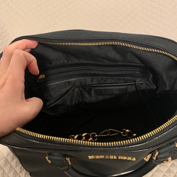 Michael kors black tote purse bag with gold zipper - Picture 6 of 6